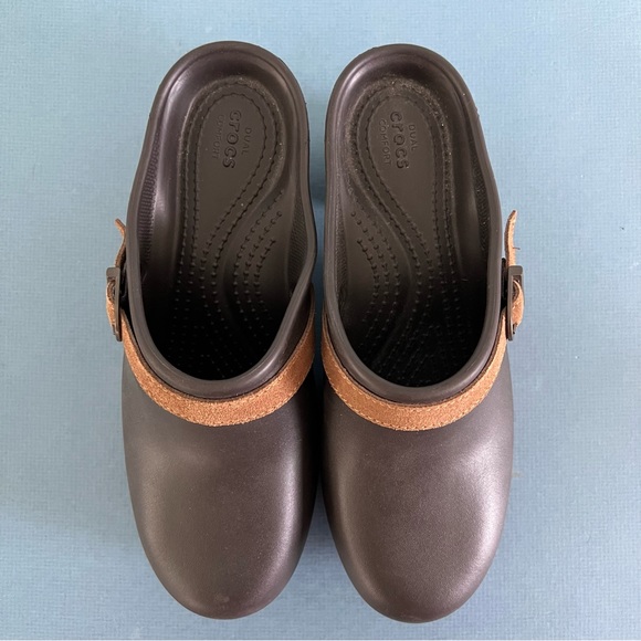Crocs Sarah Belted Dark Brown Heel Clogs - Picture 5 of 7
